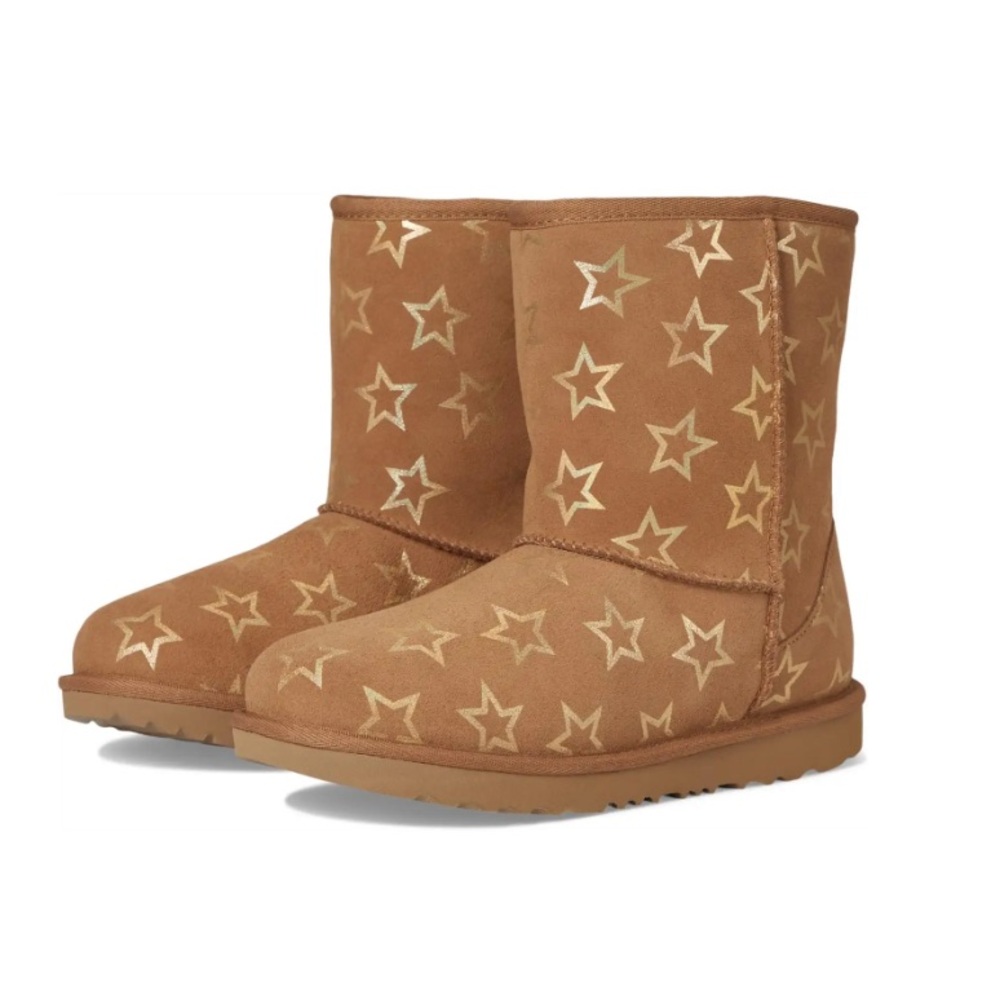 NWOT - UGG Classic II Iridescent Tan/Chestnut with Gold Stars kids winter boots